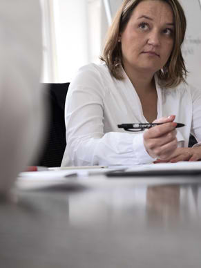 Rollen und Verantwortlichkeiten bei einer Mitarbeiterbefragung durch das geva-institut